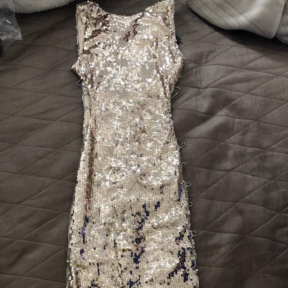 Lovely shiny sequence dress never worn